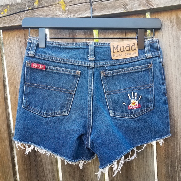 🚫SOLD🚫 VTG 90s MUDD distressed denim shorts - Picture 3 of 6